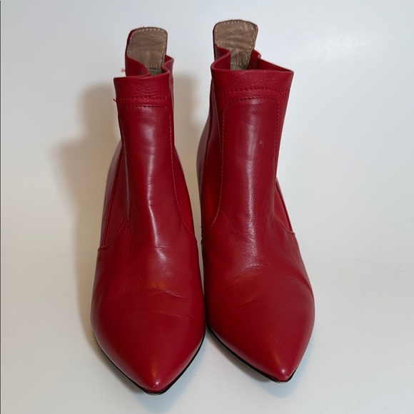Lewit Sleek Leather Red Heeled Boots with Pointed Toe Size 36.5 - Picture 2 of 8